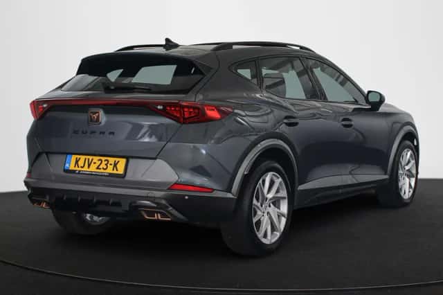 CUPRA Formentor (2023) thumbnail 3