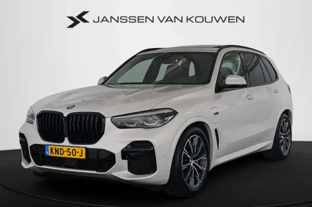 BMW X5 (2022) thumbnail 1