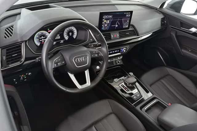 Audi Q5 (2022) thumbnail 5