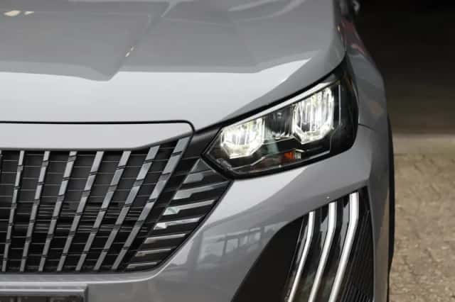 Peugeot 2008 (2026) thumbnail 4