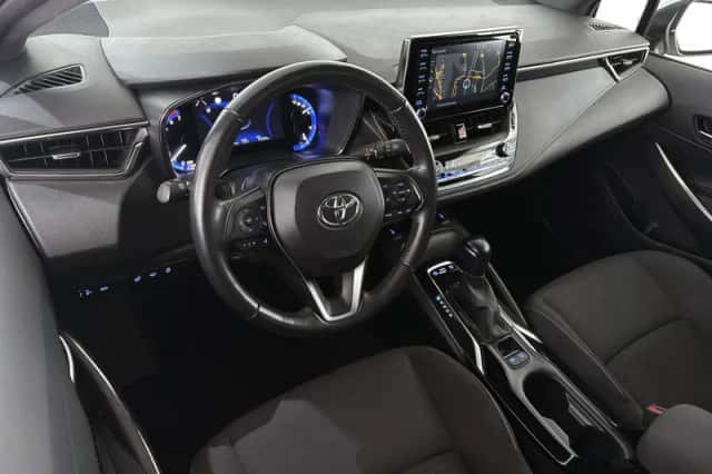 Toyota Corolla (2021) thumbnail 5