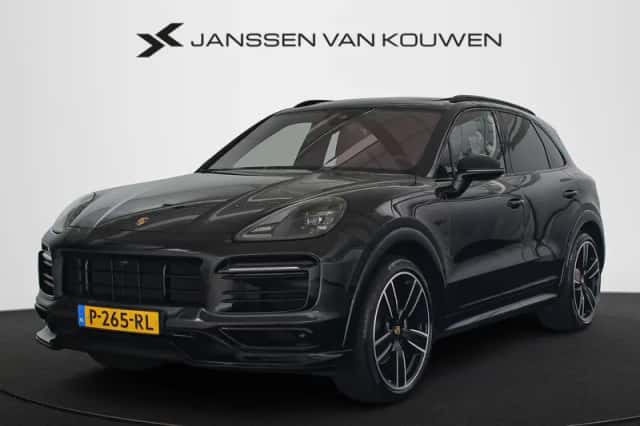 Porsche Cayenne (2022) thumbnail 1