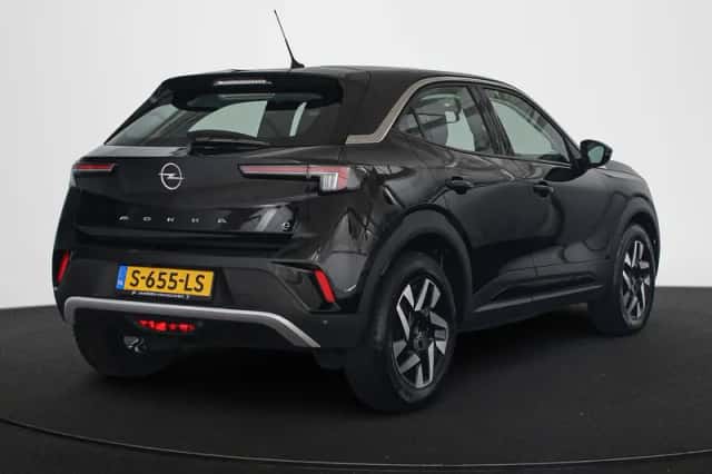 Opel Mokka-e (2023) thumbnail 3