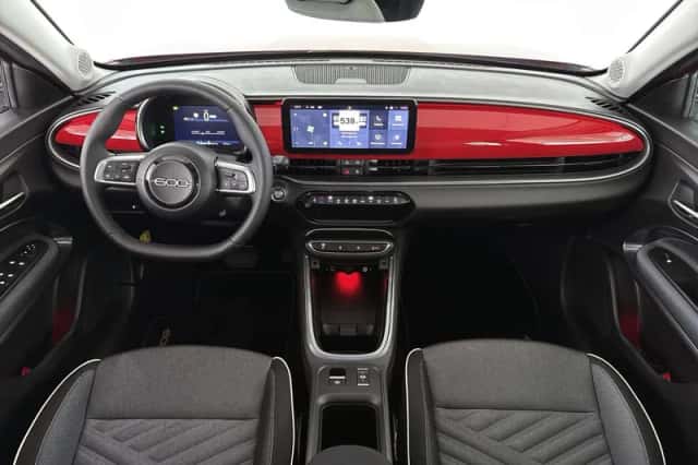Fiat 600e (2025) thumbnail 6