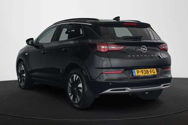 Opel Grandland (2022) thumbnail 4