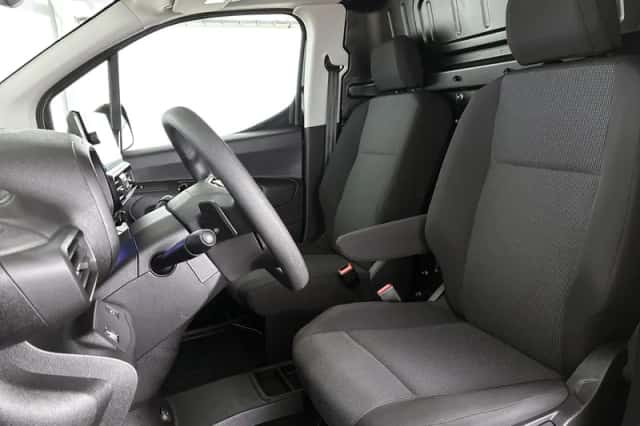 Opel Combo-e (2025) thumbnail 6