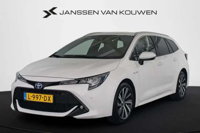 Toyota Corolla (2021) thumbnail 1