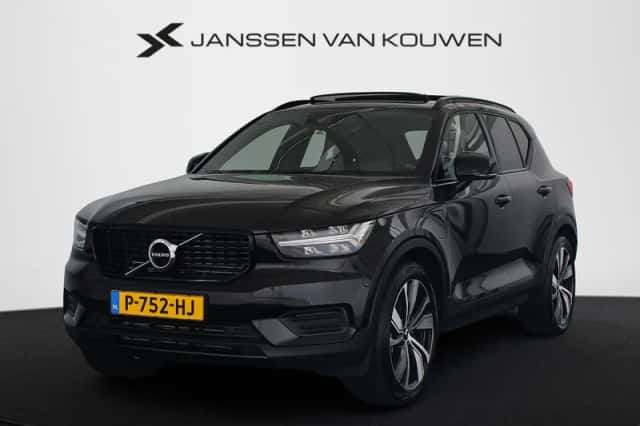 Volvo XC40 (2022) thumbnail 1