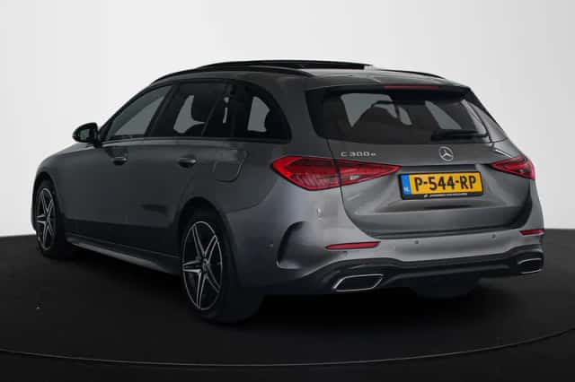 Mercedes-Benz C-Klasse (2022) thumbnail 4