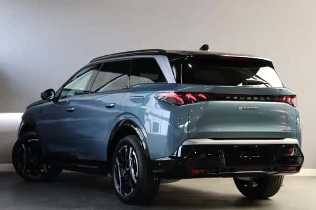 Peugeot E-5008 (2026) thumbnail 3