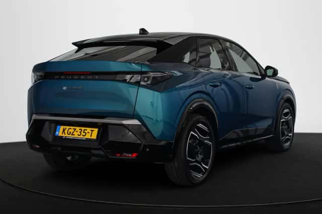 Peugeot e-3008 (2026) thumbnail 3