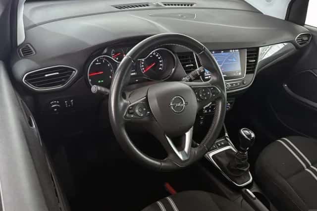Opel Crossland (2023) thumbnail 5