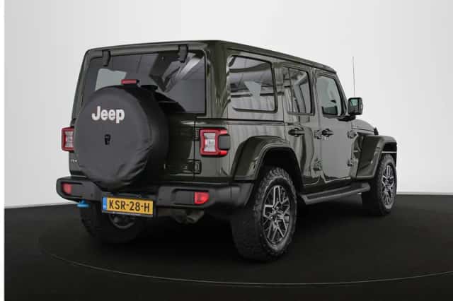 Jeep Wrangler (2022) thumbnail 3