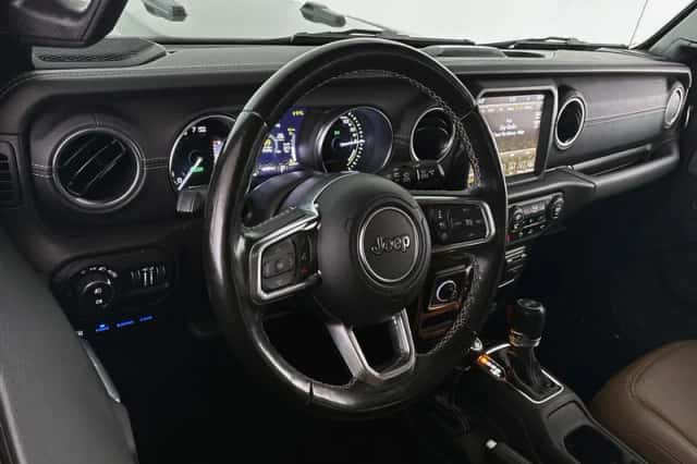 Jeep Wrangler (2022) thumbnail 5