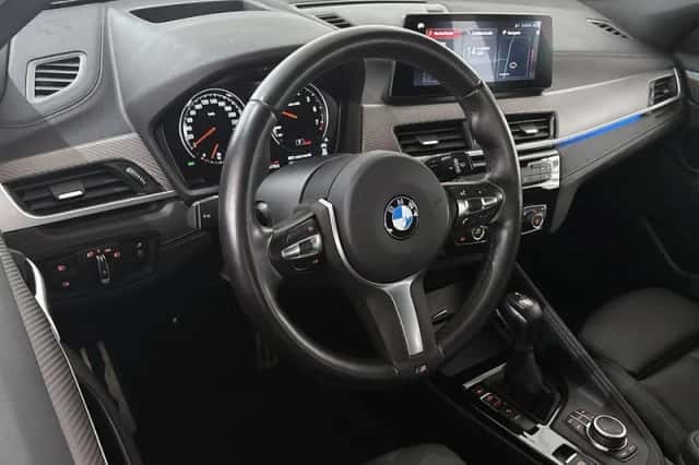 BMW X2 (2021) thumbnail 5