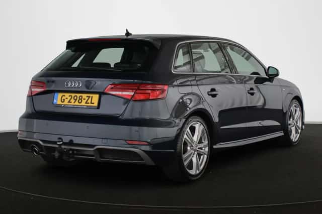 Audi A3 (2020) thumbnail 3