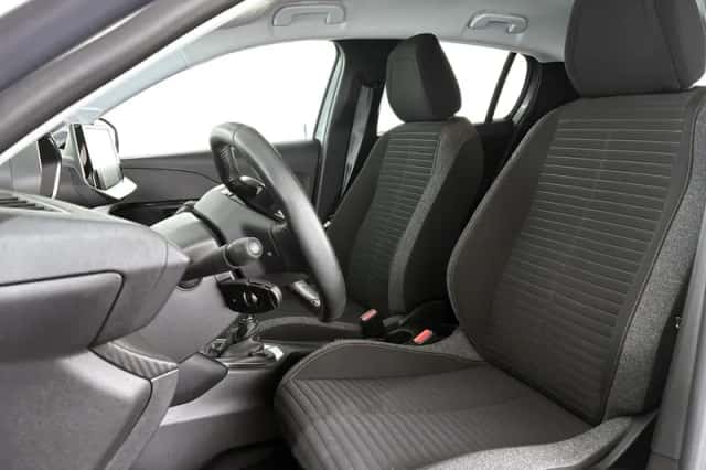 Peugeot 208 (2021) thumbnail 6