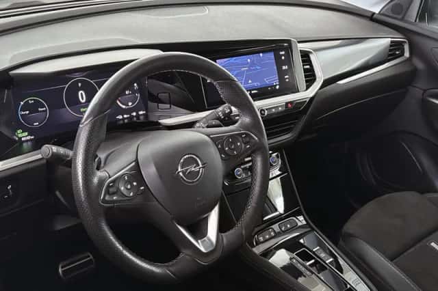 Opel Grandland (2024) thumbnail 5