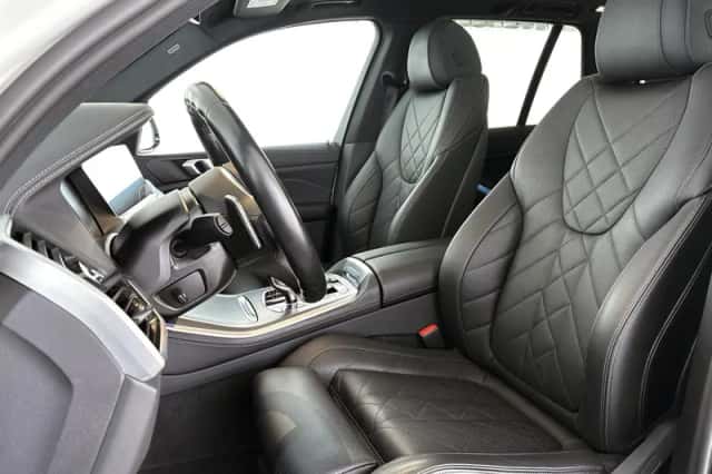 BMW X5 (2022) thumbnail 6