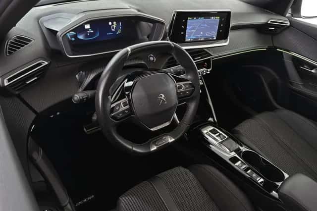 Peugeot e-2008 (2023) thumbnail 5