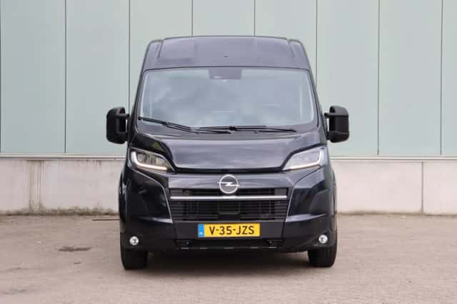 Opel Movano (2024) thumbnail 2