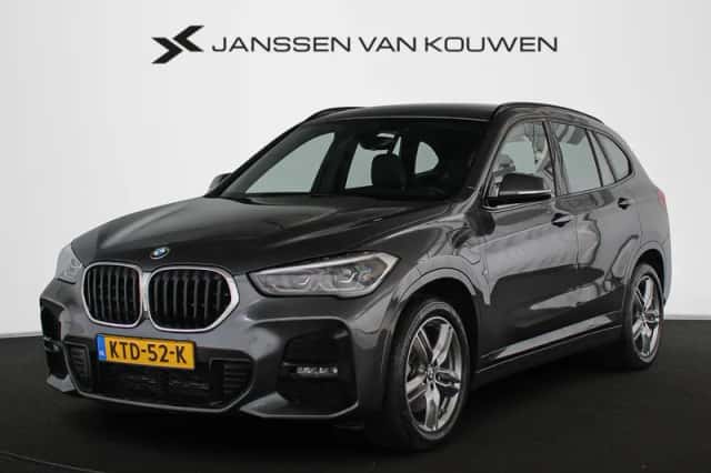 BMW X1 (2021) thumbnail 1