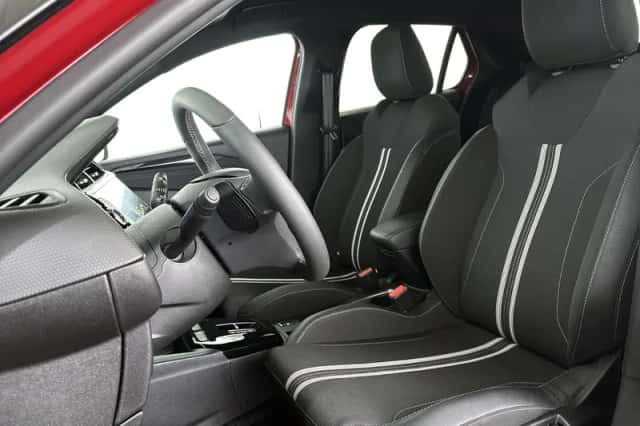 Opel Corsa (2024) thumbnail 6