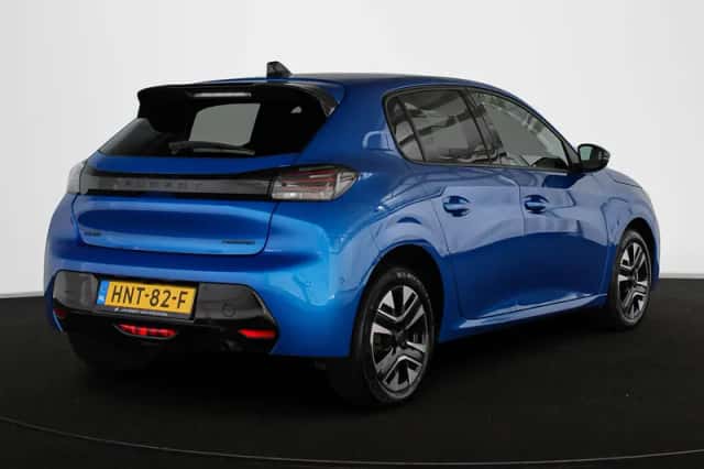 Peugeot 208 (2025) thumbnail 3