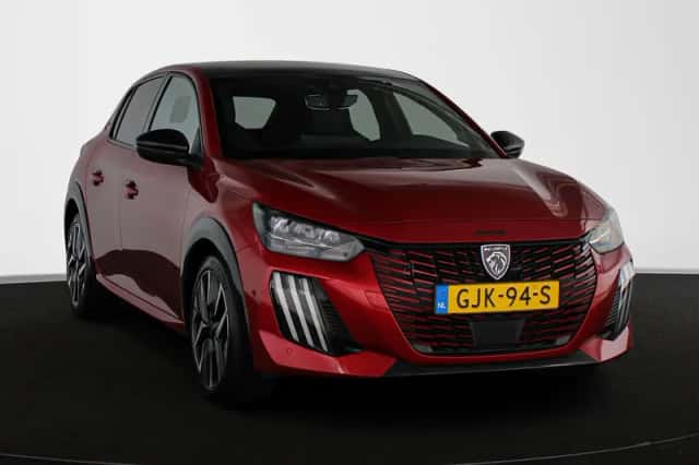 Peugeot 208 (2024) thumbnail 2