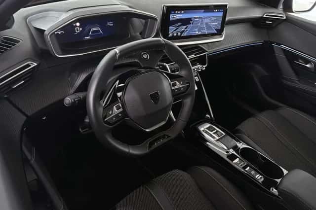 Peugeot 208 (2024) thumbnail 5