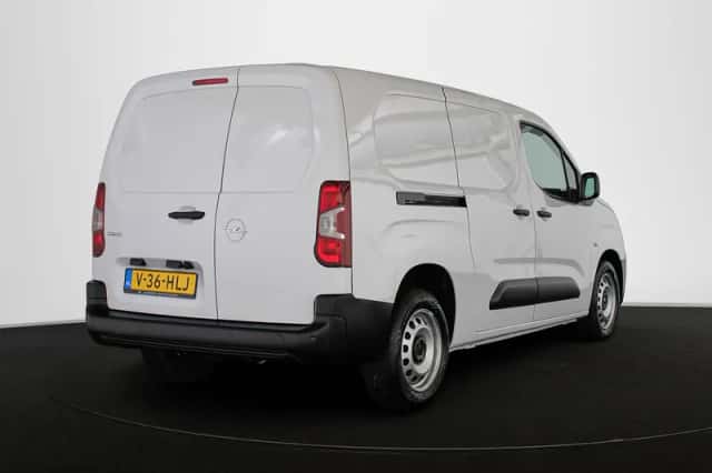 Opel Combo (2024) thumbnail 3