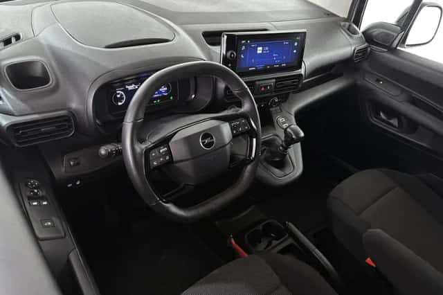 Opel Combo (2024) thumbnail 5