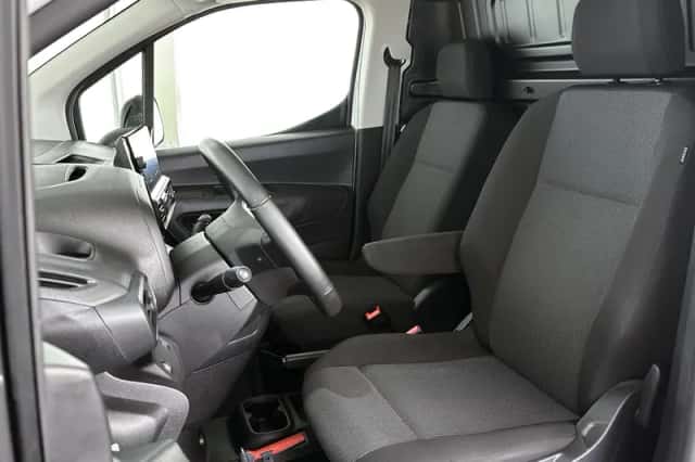 Opel Combo (2024) thumbnail 6