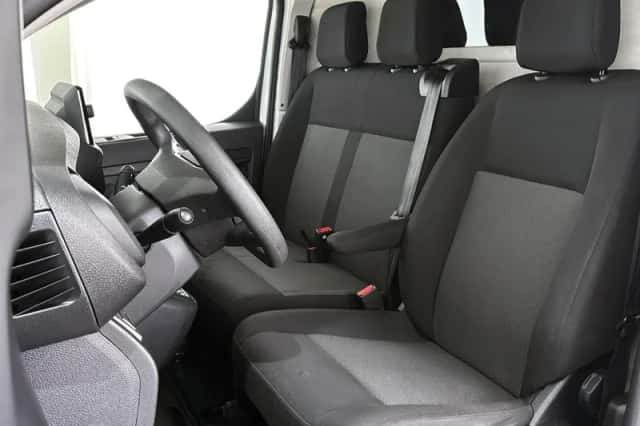 Opel Vivaro (2024) thumbnail 6