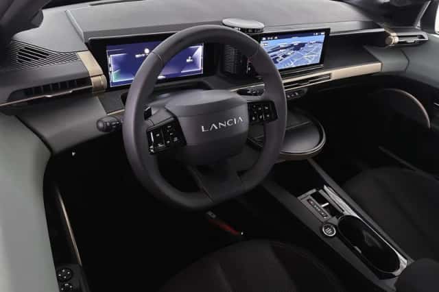 Lancia Ypsilon (2025) thumbnail 5