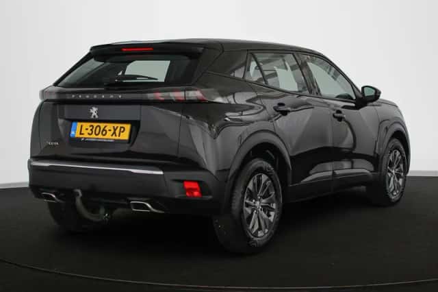 Peugeot 2008 (2021) thumbnail 3