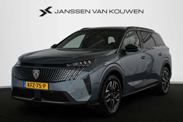 Peugeot 5008 (2024) thumbnail 1