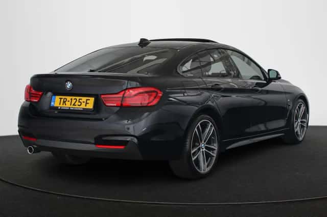 BMW 4-Serie (2018) thumbnail 3