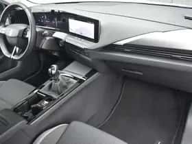 Opel Astra (2023) thumbnail 7