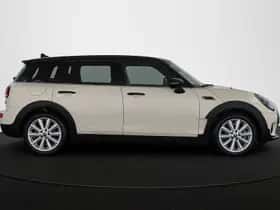 MINI Clubman (2023) thumbnail 30