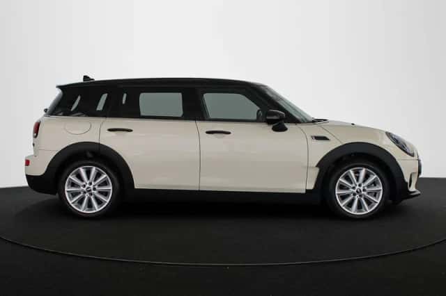 MINI Clubman (2023) thumbnail 33
