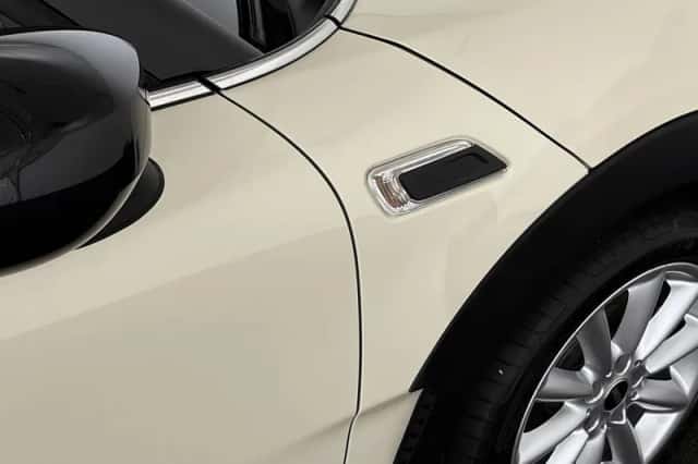 MINI Clubman (2023) thumbnail 35