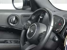 MINI Countryman (2022) thumbnail 15