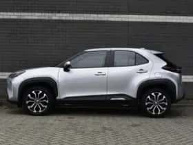 Toyota Yaris Cross (2022) thumbnail 2