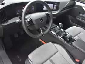Opel Astra (2023) thumbnail 3