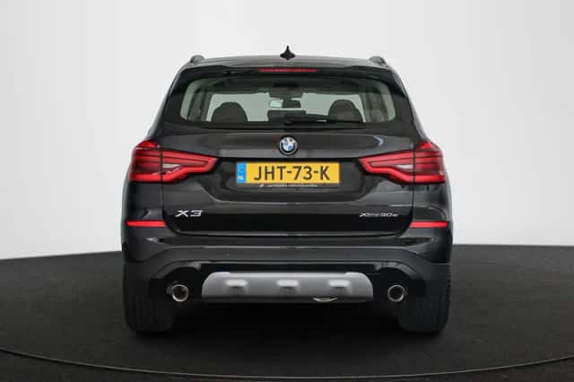 BMW X3 (2021) thumbnail 17