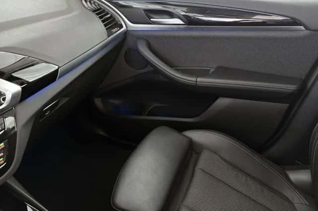 BMW X3 (2021) thumbnail 41