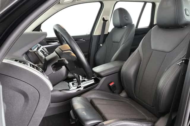 BMW X3 (2021) thumbnail 6