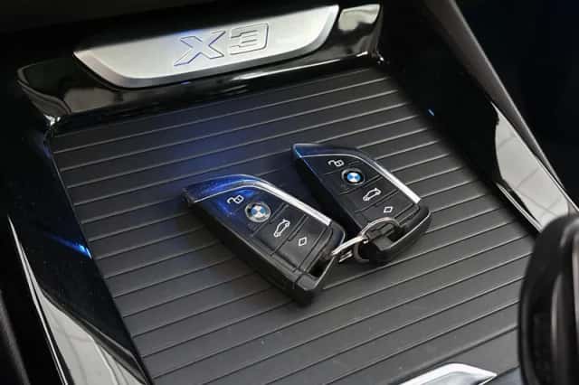 BMW X3 (2021) thumbnail 60