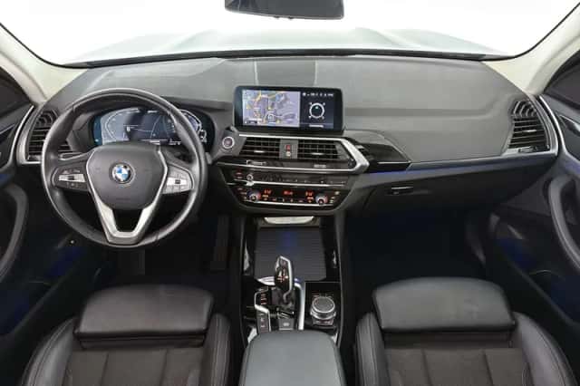 BMW X3 (2021) thumbnail 7